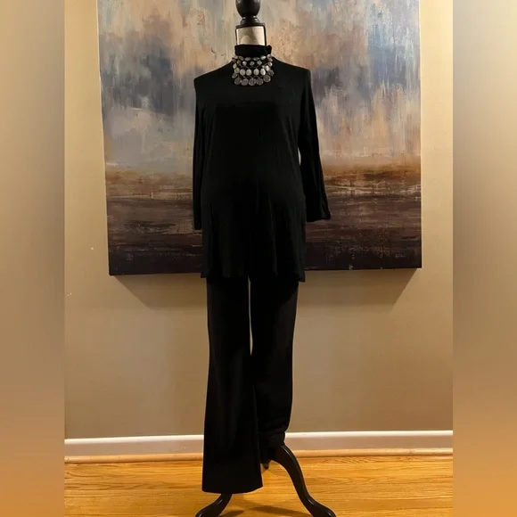 Thyme Maternity jersey knit mock neck top - Picture 4 of 13